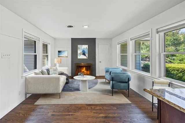 $445,000 | 1630 Loree Drive, Dallas, TX 75228