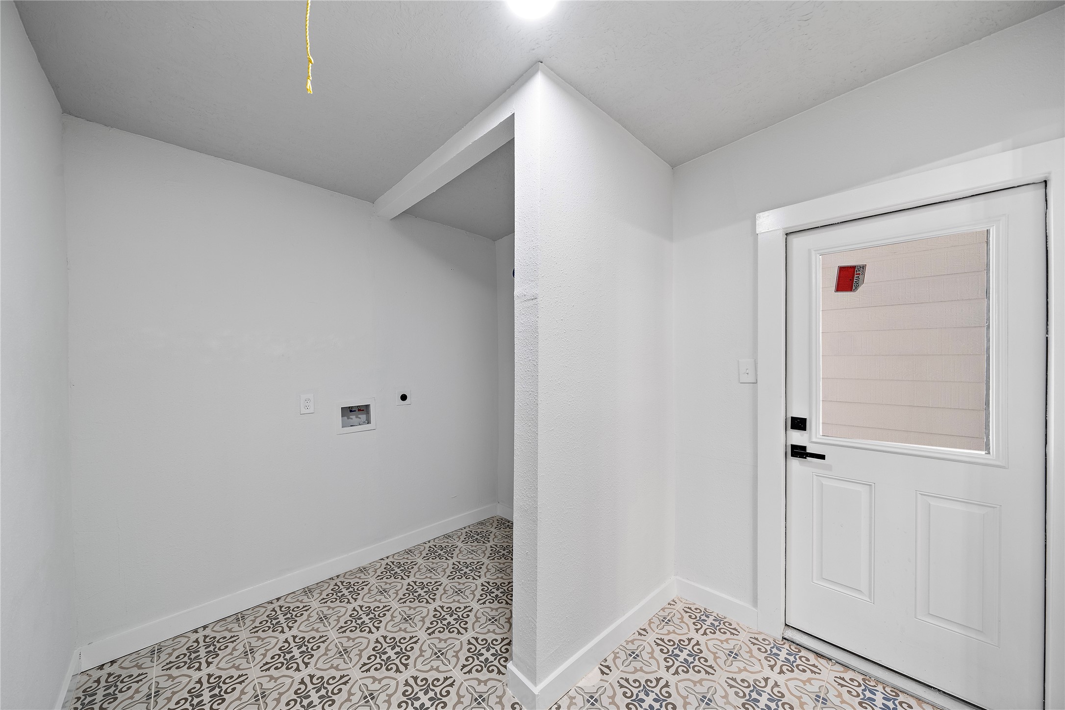 1004 West Harris Avenue Pasadena, TX 77506 - Photo 16 of 16 wooden floor in an empty room