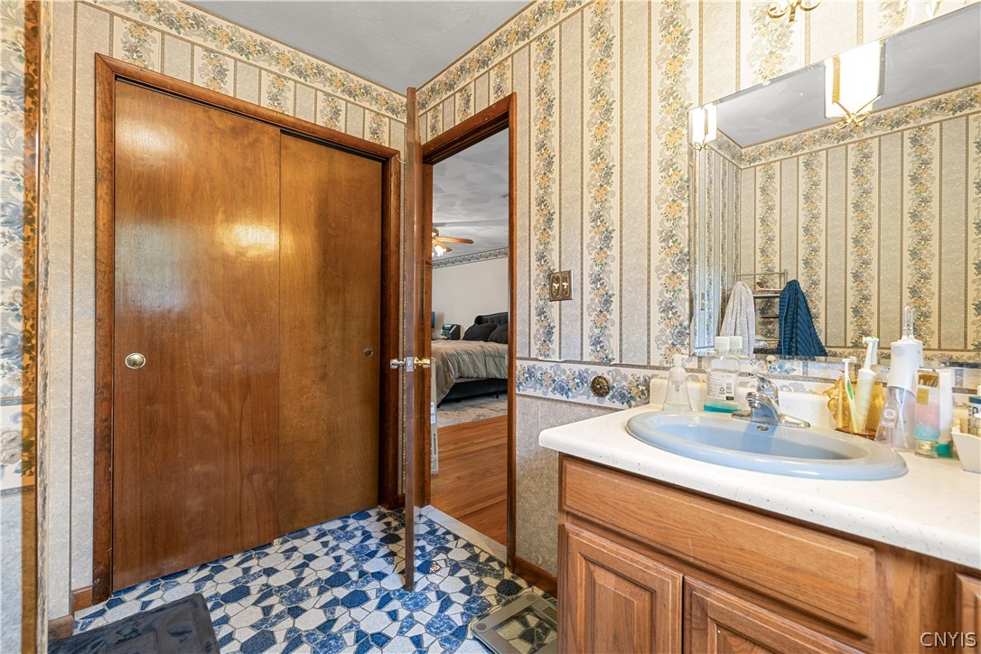 936 Ridgewood Road Herkimer, NY 13350 - Photo 27 of 39