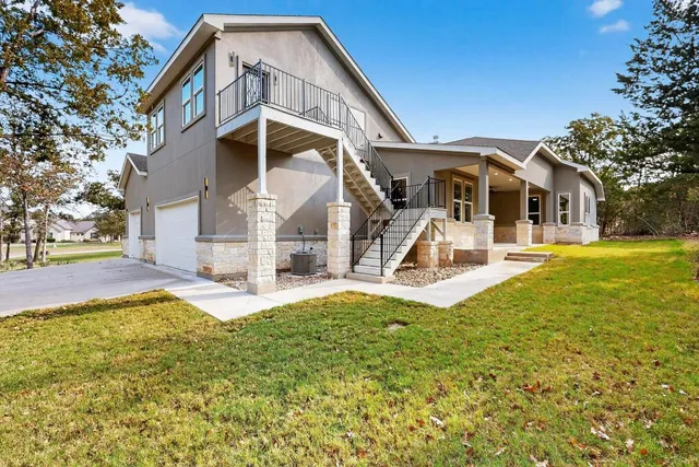 $1,275,000 | 448 Stephen F Austin Boulevard, Bastrop, TX 78602