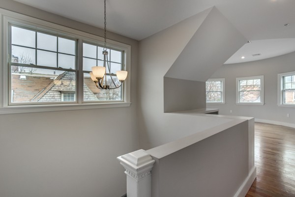 18 Kilsyth Road, Unit 1 Brookline, MA 02445 - Photo 15 of 19 Gallery Image 15