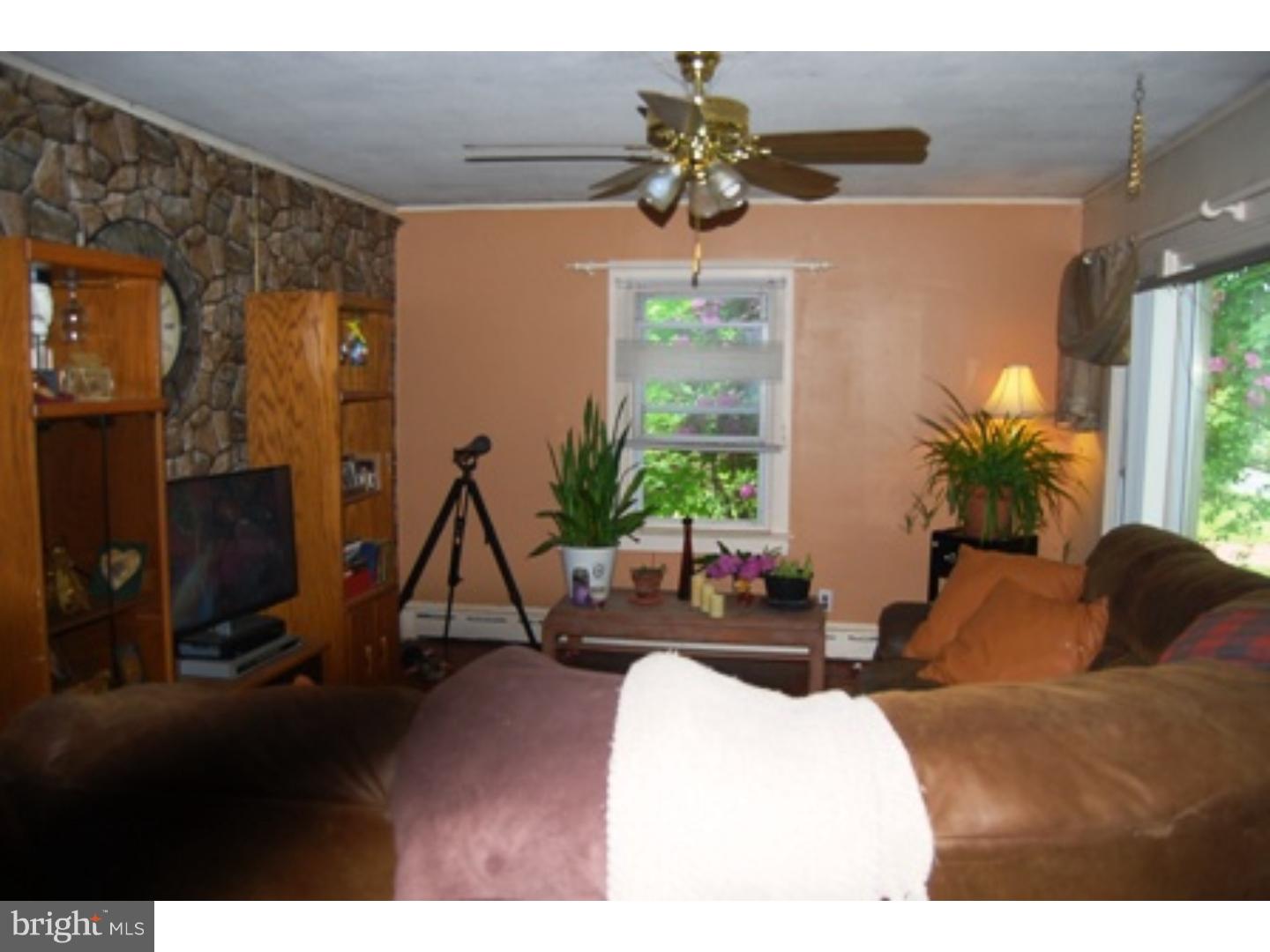 6024 Durham Road Pipersville, PA 18947 - Photo 2 of 10 Living Room