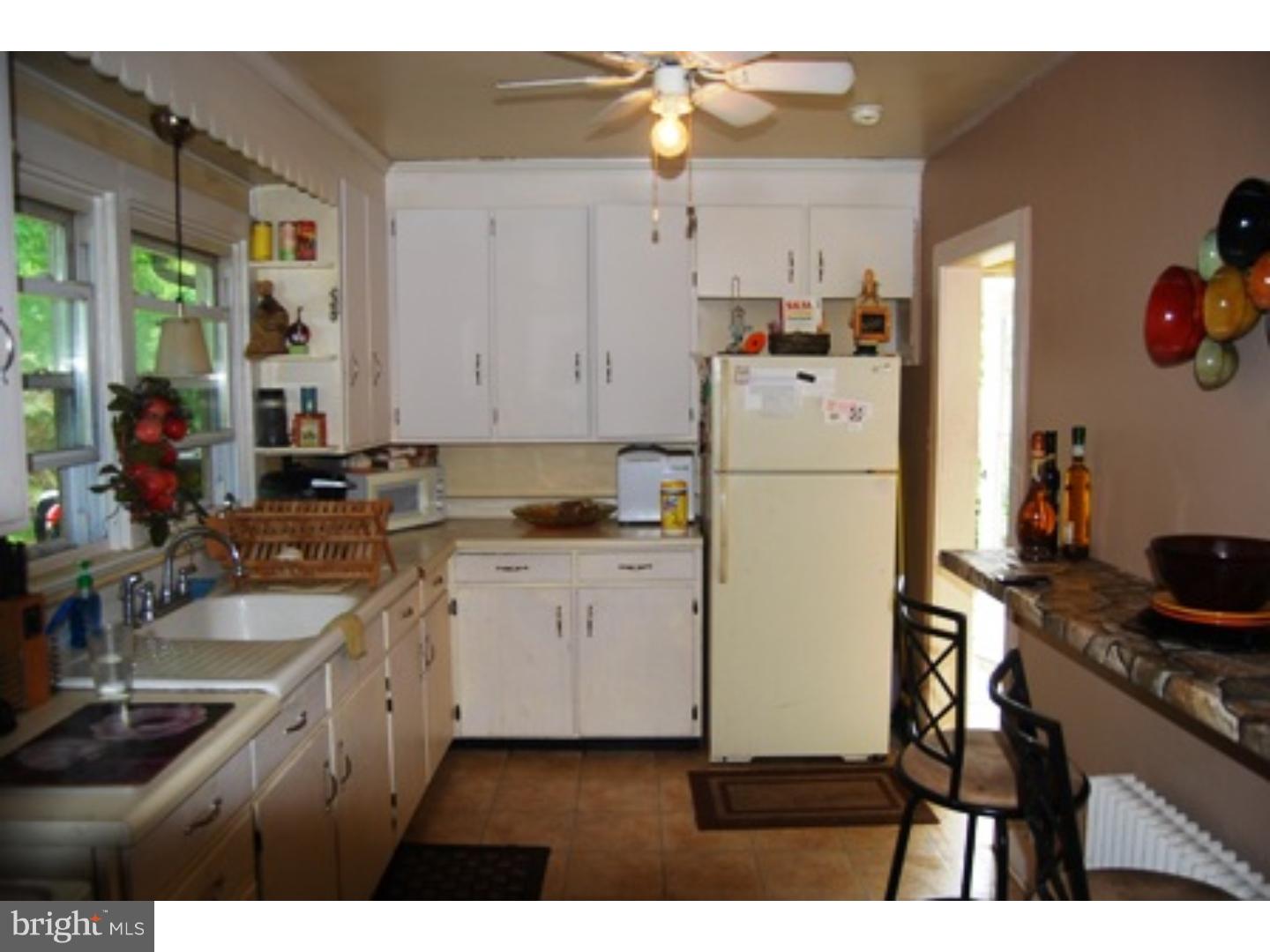 6024 Durham Road Pipersville, PA 18947 - Photo 3 of 10 Kitchen