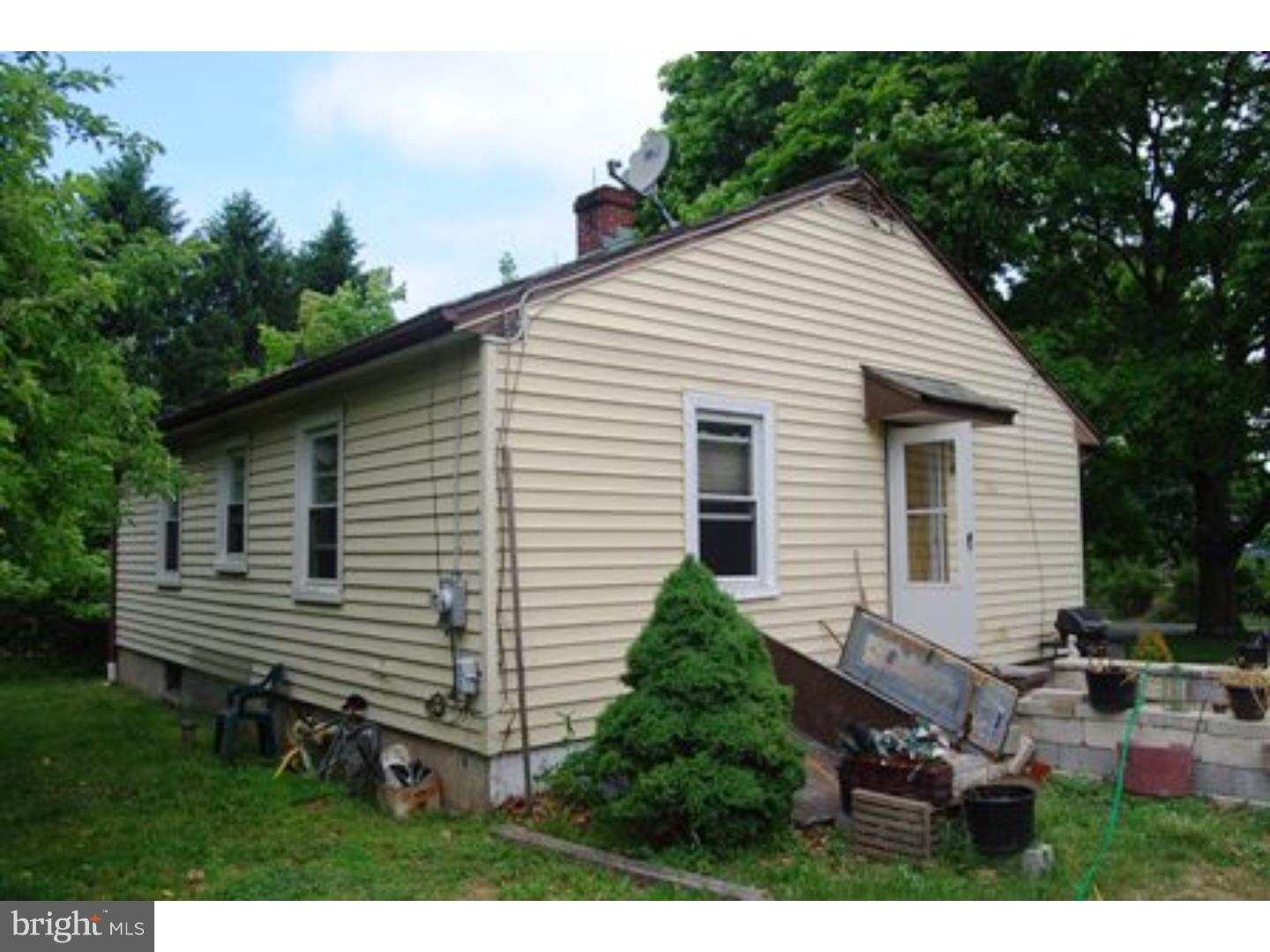 6024 Durham Road Pipersville, PA 18947 - Photo 9 of 10 Exterior Side