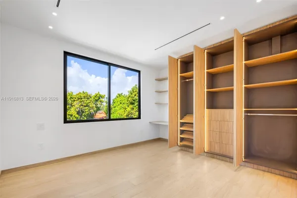 $2,995,000 | 2175 Southwest 25th Street, Miami, FL 33133