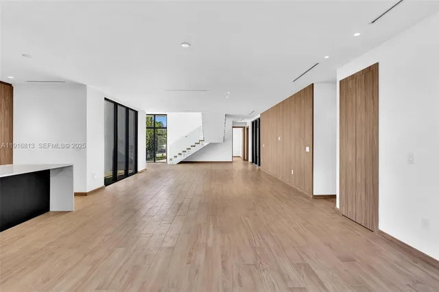 $3,095,000 | 2175 Southwest 25th Street, Miami, FL 33133