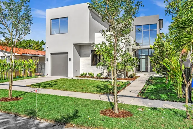 $3,095,000 | 2175 Southwest 25th Street, Miami, FL 33133