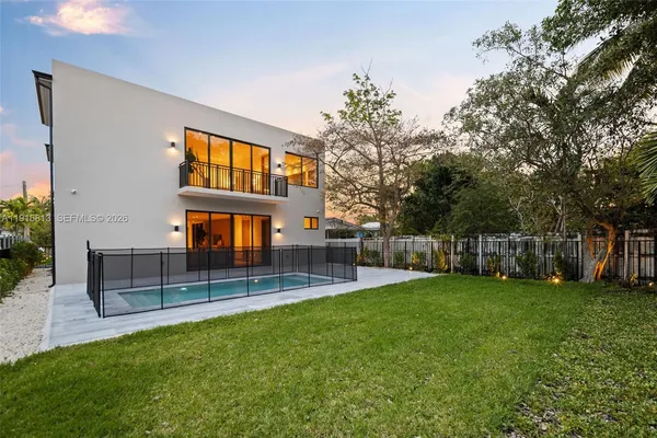 $2,995,000 | 2175 Southwest 25th Street, Miami, FL 33133