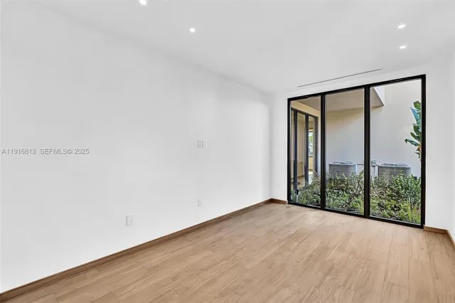 $3,095,000 | 2175 Southwest 25th Street, Miami, FL 33133