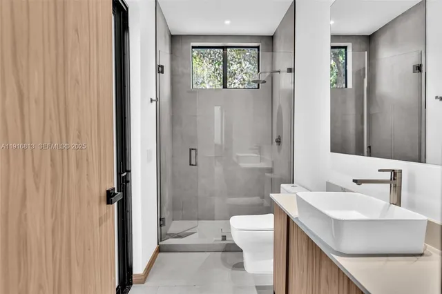 $3,095,000 | 2175 Southwest 25th Street, Miami, FL 33133