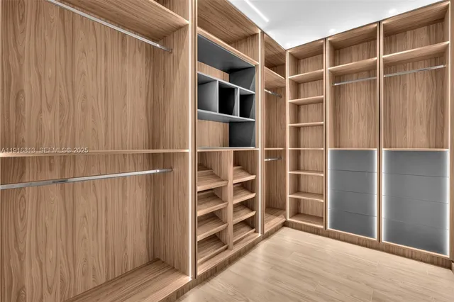 $3,095,000 | 2175 Southwest 25th Street, Miami, FL 33133