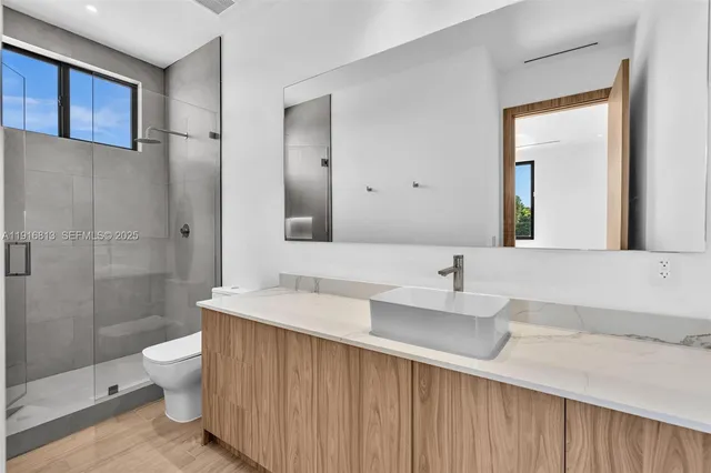 $3,095,000 | 2175 Southwest 25th Street, Miami, FL 33133