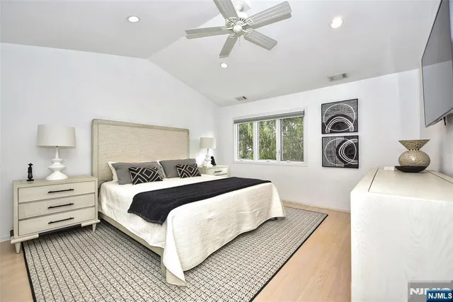 $869,000 | 272 Belmont Place, Unit 272, Mahwah, NJ 07430