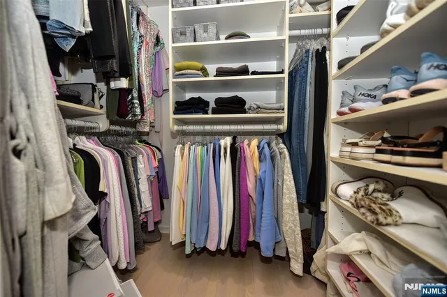 $869,000 | 272 Belmont Place, Unit 272, Mahwah, NJ 07430