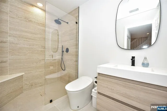 $869,000 | 272 Belmont Place, Unit 272, Mahwah, NJ 07430