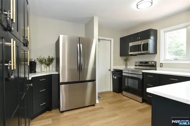 $869,000 | 272 Belmont Place, Unit 272, Mahwah, NJ 07430