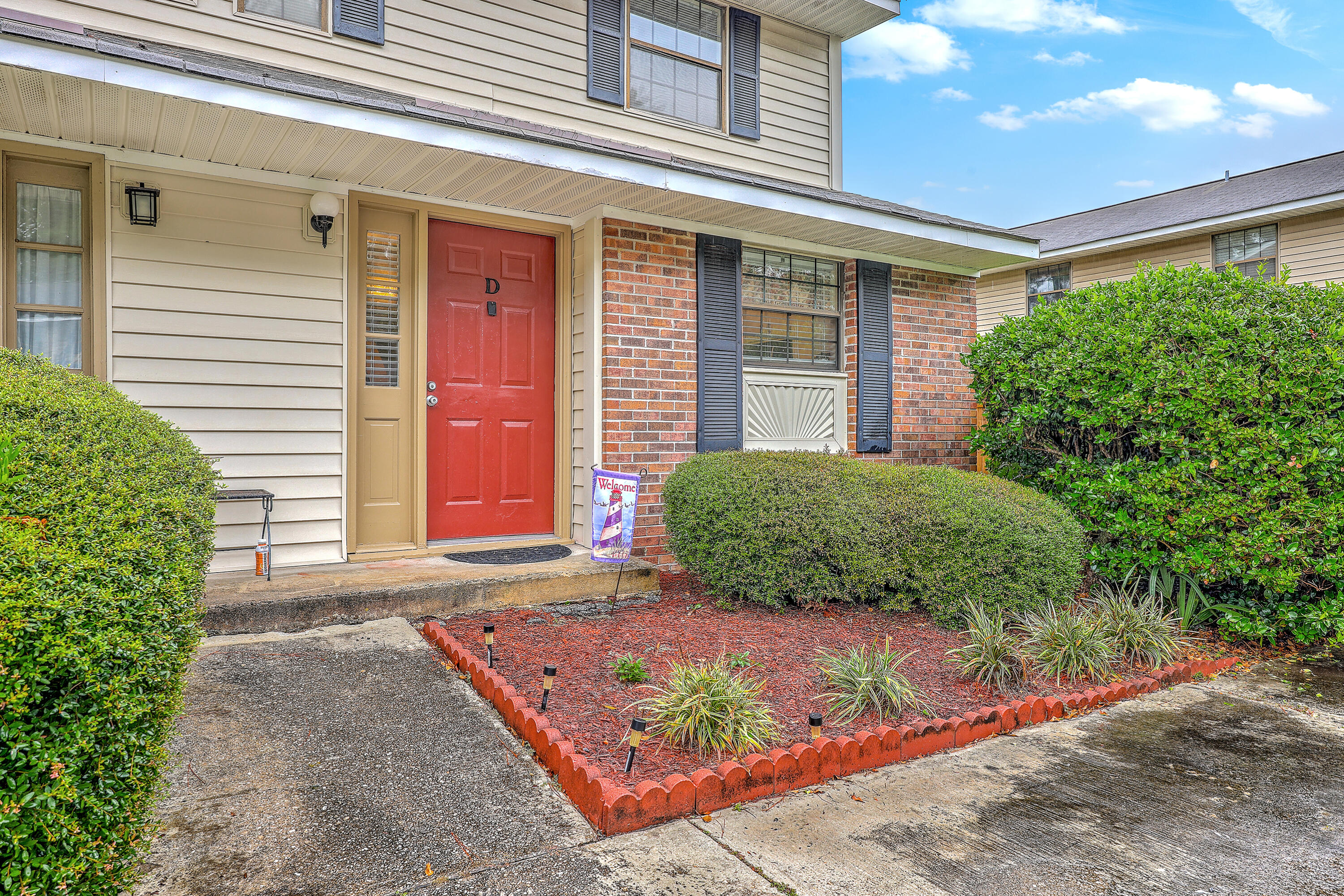 2362 Parsonage Road, Unit 14D Charleston, SC 29414 - Photo 2 of 30 ZYN_2499_500_501_502_503_504_505