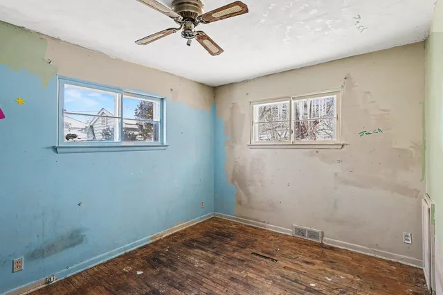 $114,900 | 2928 Lafayette Circle, Lansing, MI 48906