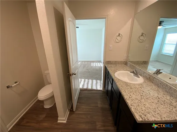 $1,695 | 1024 Riverdale Cove, Jarrell, TX 76537