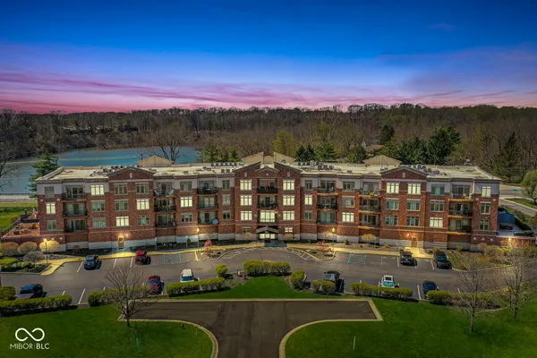 $349,900 | 20971 Shoreline Court, Unit 410, Noblesville, IN 46062