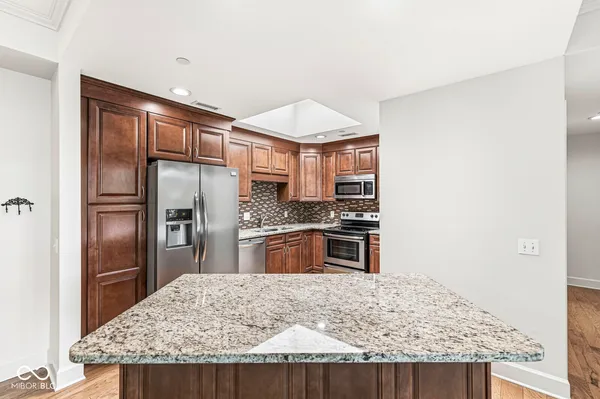 $349,900 | 20971 Shoreline Court, Unit 410, Noblesville, IN 46062