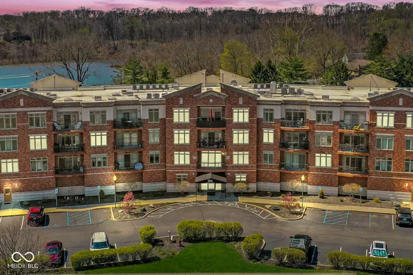 $349,900 | 20971 Shoreline Court, Unit 410, Noblesville, IN 46062