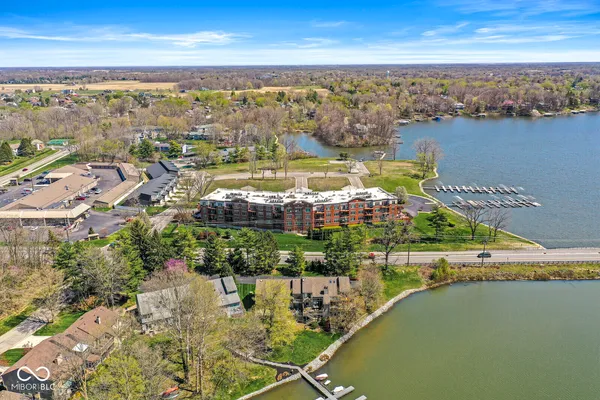 $349,900 | 20971 Shoreline Court, Unit 410, Noblesville, IN 46062