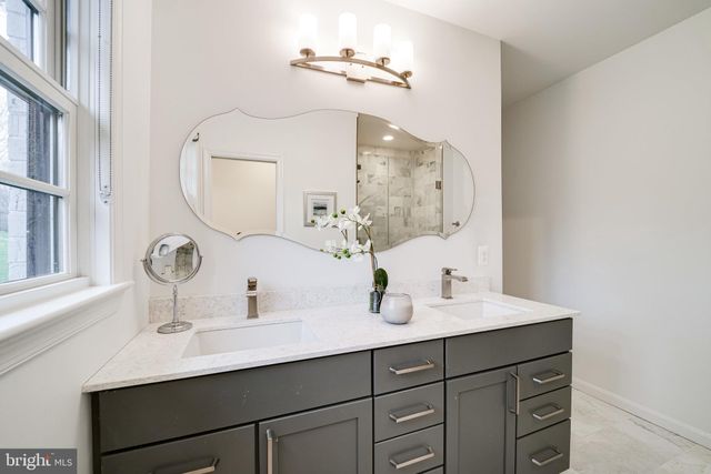 $1,750,000 | 518 Canterbury Lane, Alexandria, VA 22314