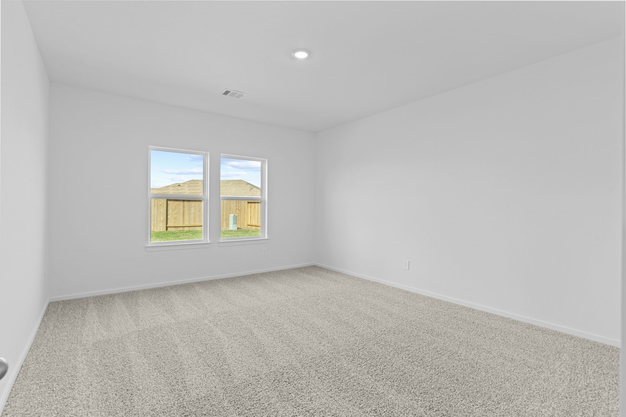 9019 Rose Water Iowa Colony, TX 77583 - Photo 28 of 44 an empty room with windows