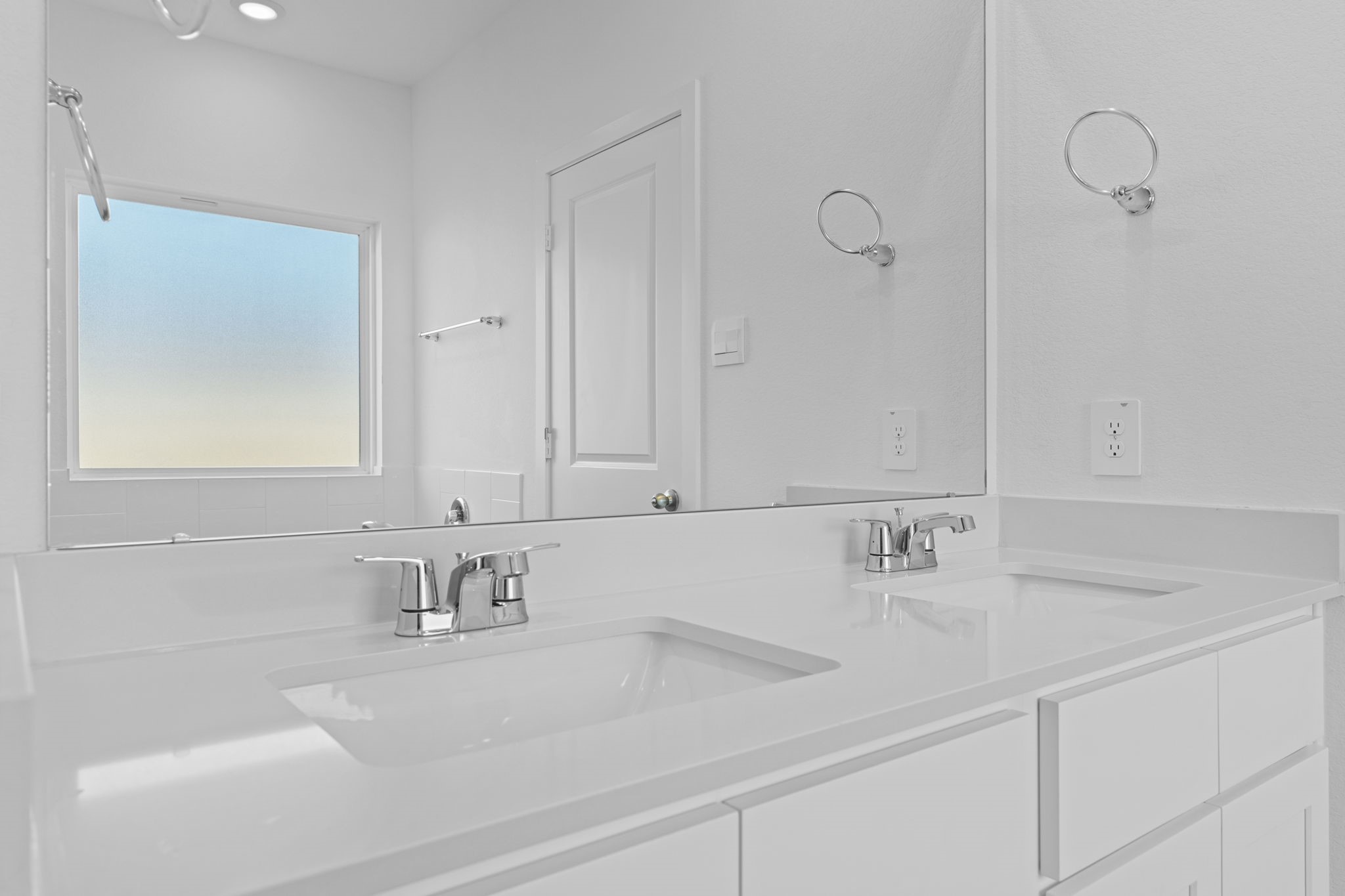 9019 Rose Water Iowa Colony, TX 77583 - Photo 33 of 44 a bathroom with a sink and vanity