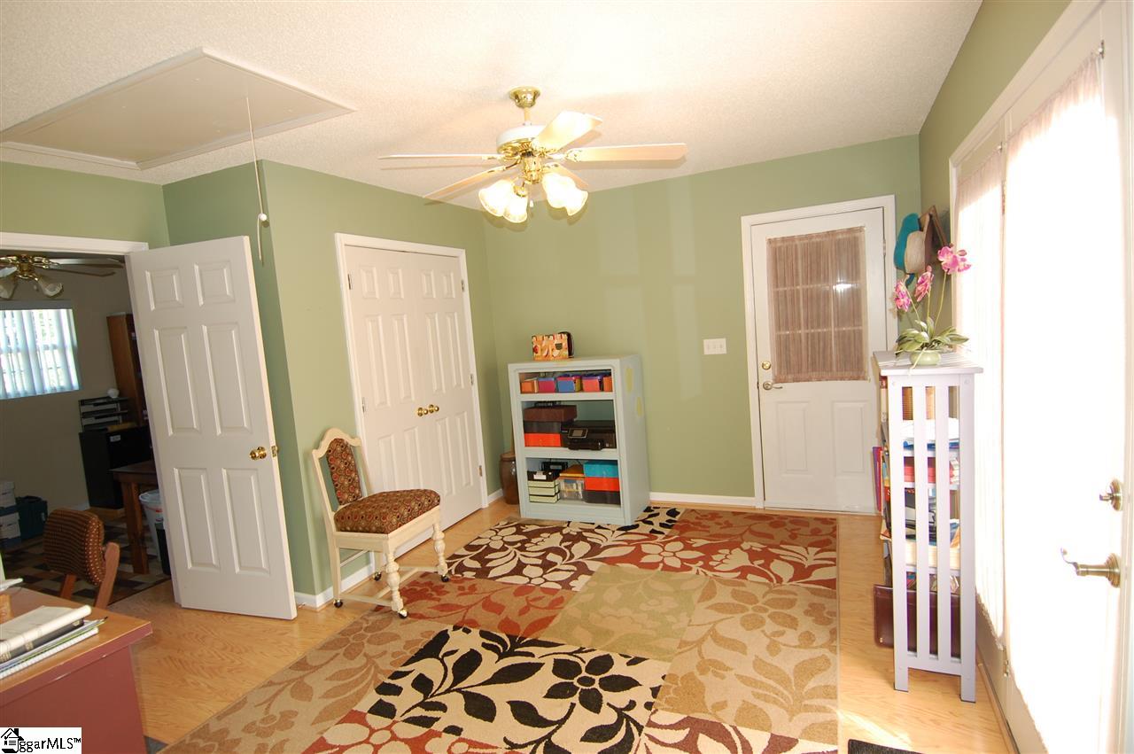 1238 Cox Lake Road Belton, SC 29627 - Photo 21 of 36 Gallery Image 21