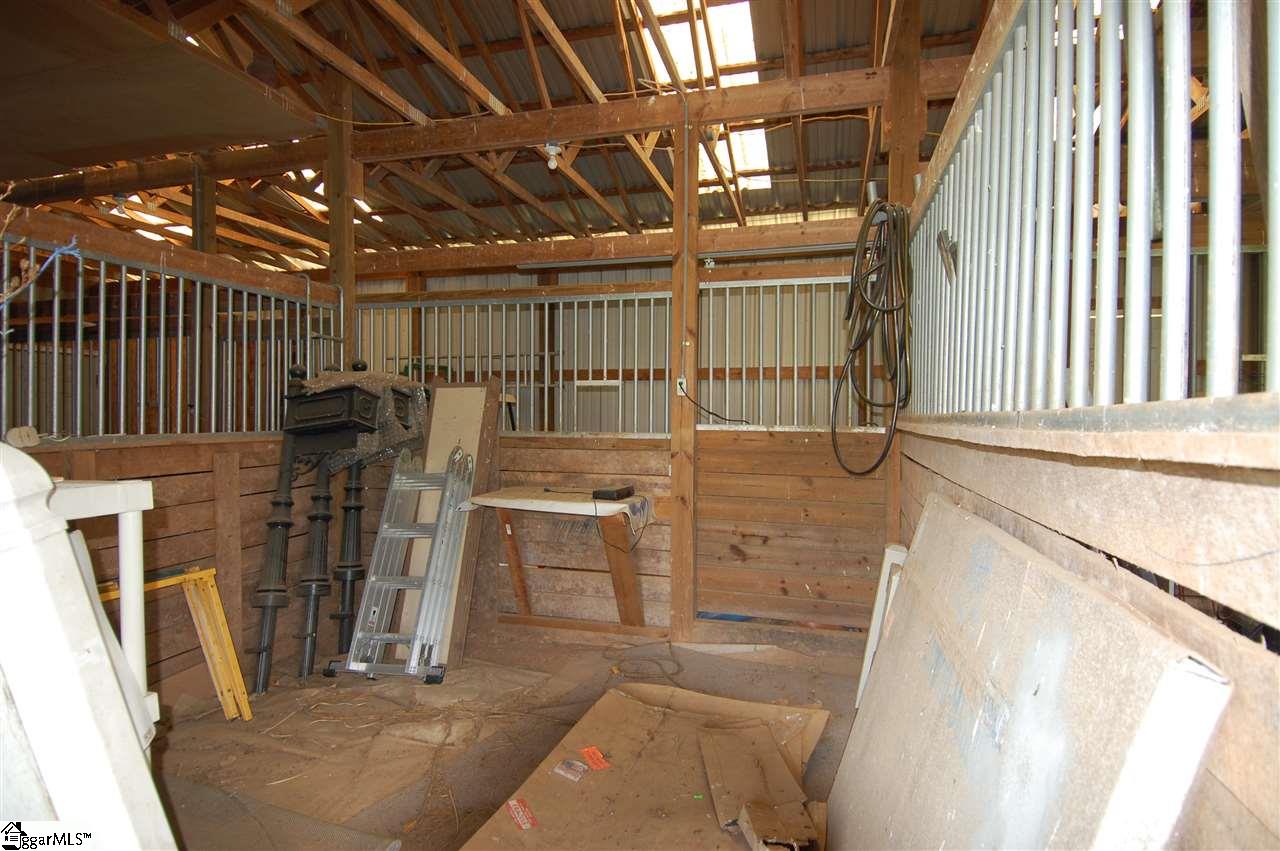 1238 Cox Lake Road Belton, SC 29627 - Photo 28 of 36 Gallery Image 28