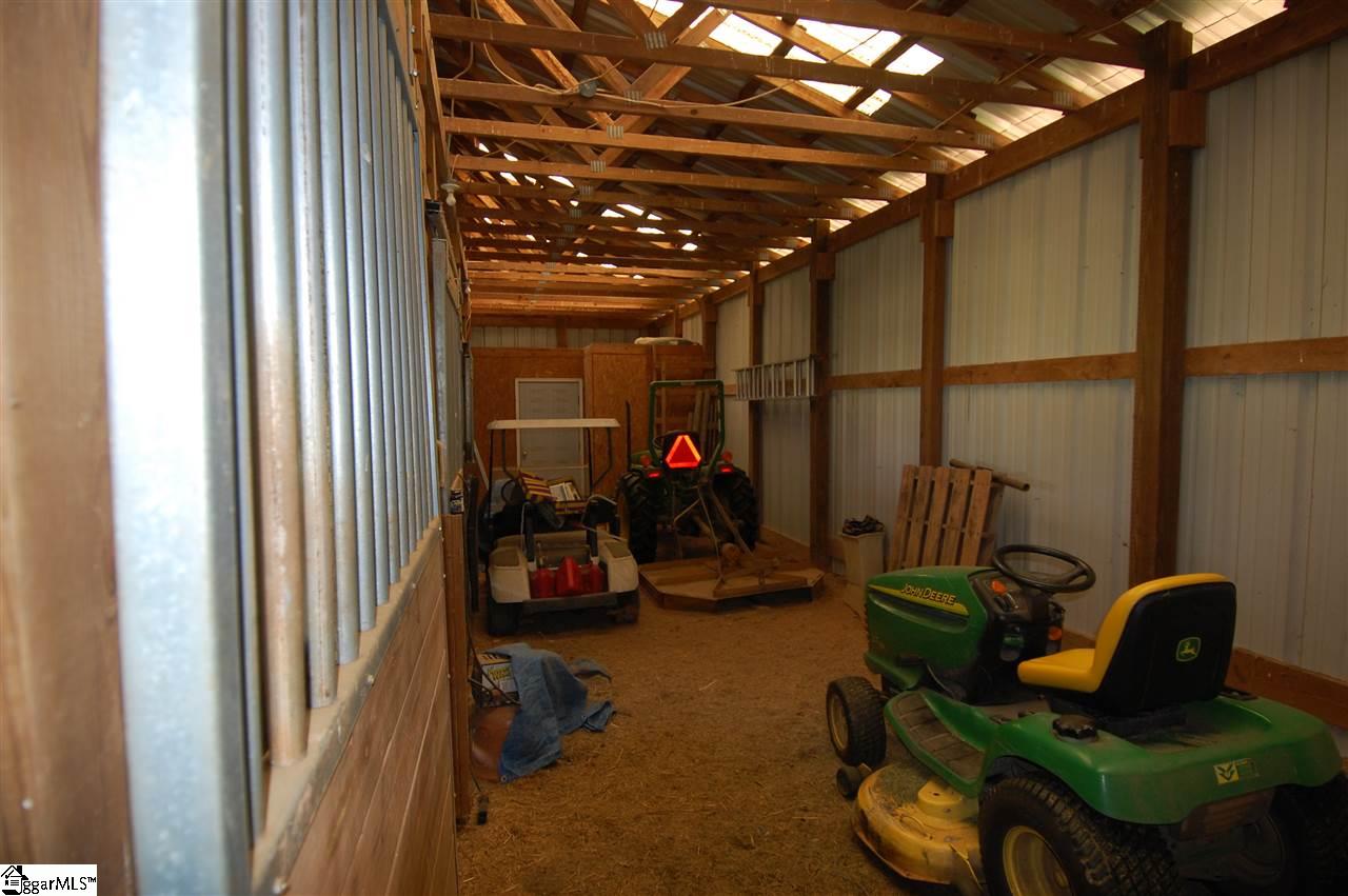 1238 Cox Lake Road Belton, SC 29627 - Photo 29 of 36 Gallery Image 29