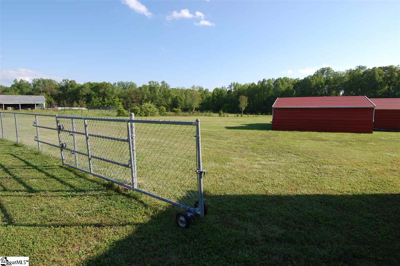 1238 Cox Lake Road Belton, SC 29627 - Photo 33 of 36 Gallery Image 33