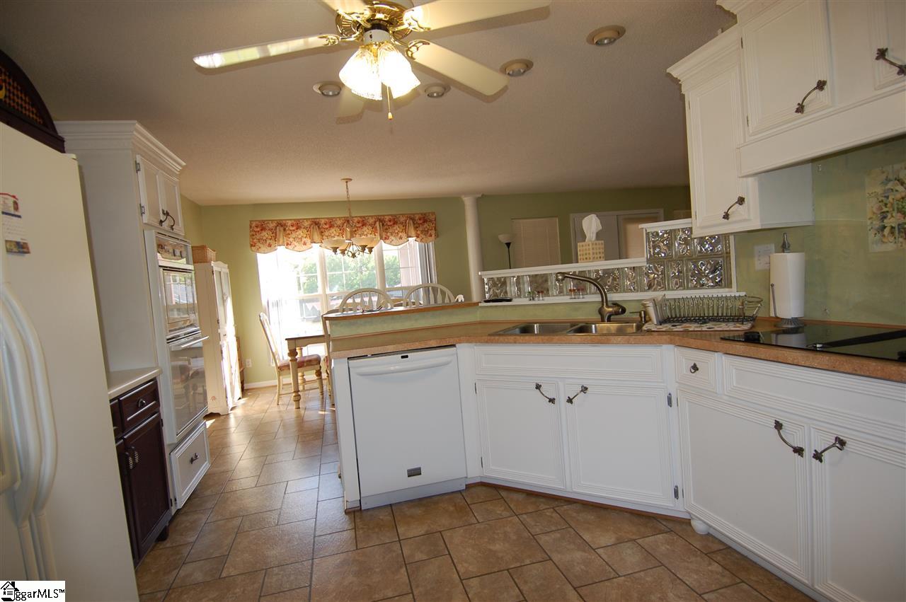 1238 Cox Lake Road Belton, SC 29627 - Photo 9 of 36 Gallery Image 9