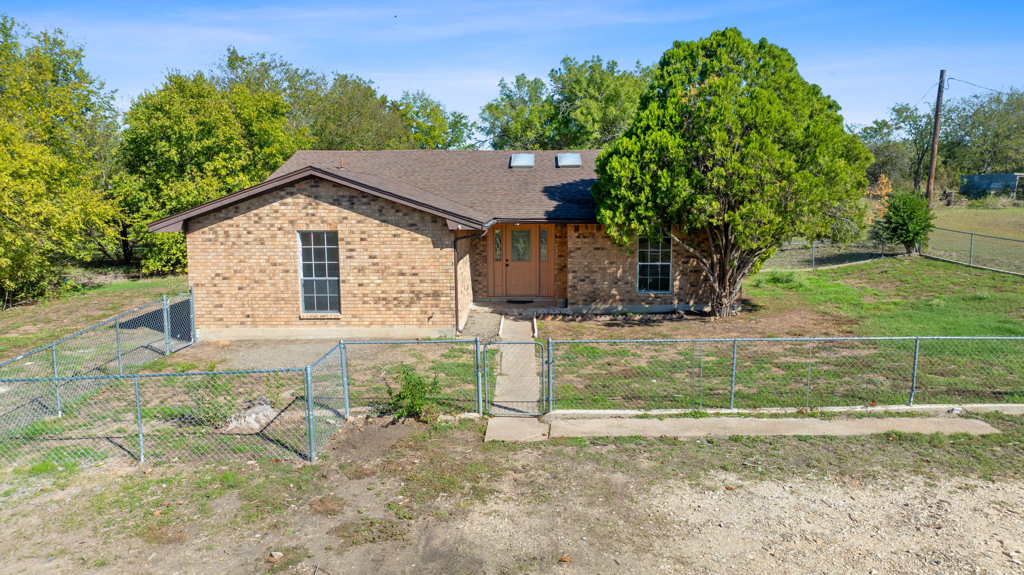 Welcome Home! This single story brick home is fully fenced offering a safe space for kids and pets to play! 
