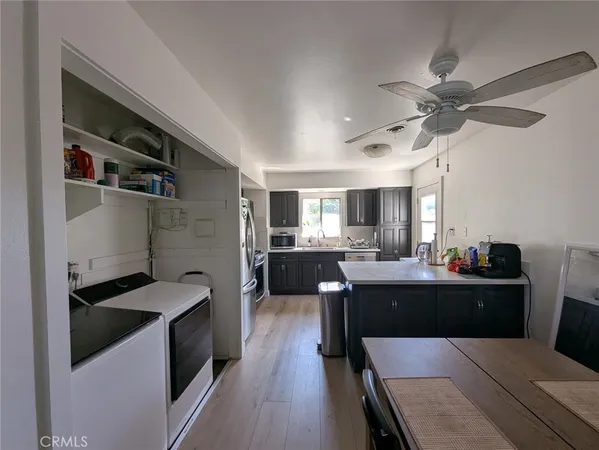 $1,150 | 200 West 37th Street, Long Beach, CA 90807