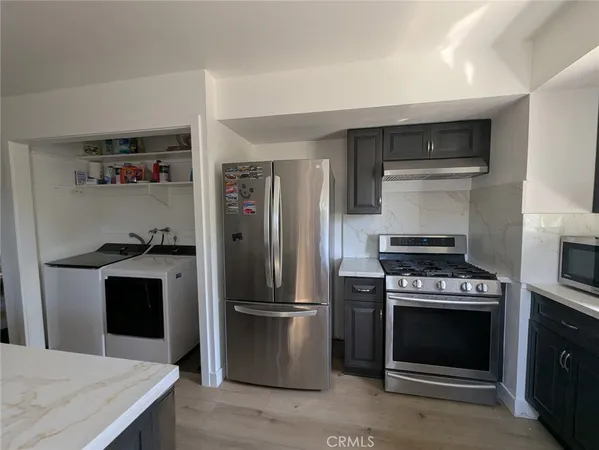 $1,150 | 200 West 37th Street, Long Beach, CA 90807