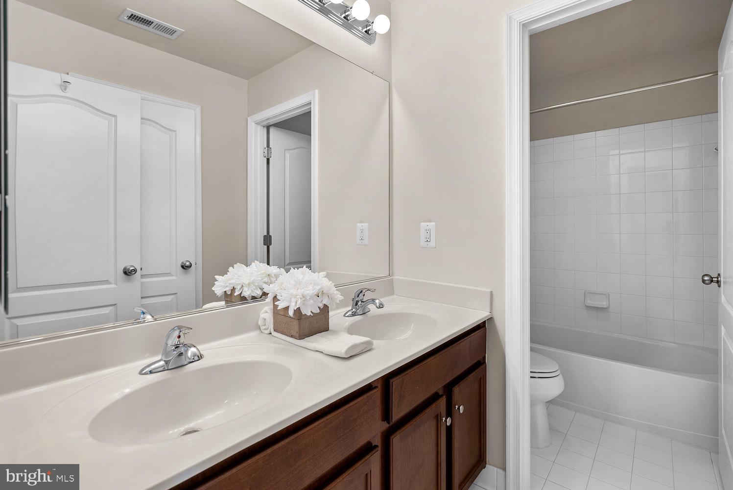 22664 Amberjack Square Brambleton, VA 20148 - Photo 20 of 46