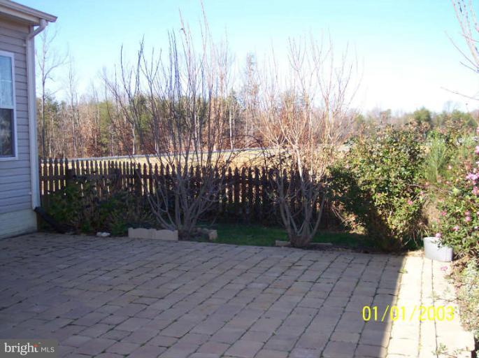 84 Riggs Road Fredericksburg, VA 22405 - Photo 18 of 22 Patio