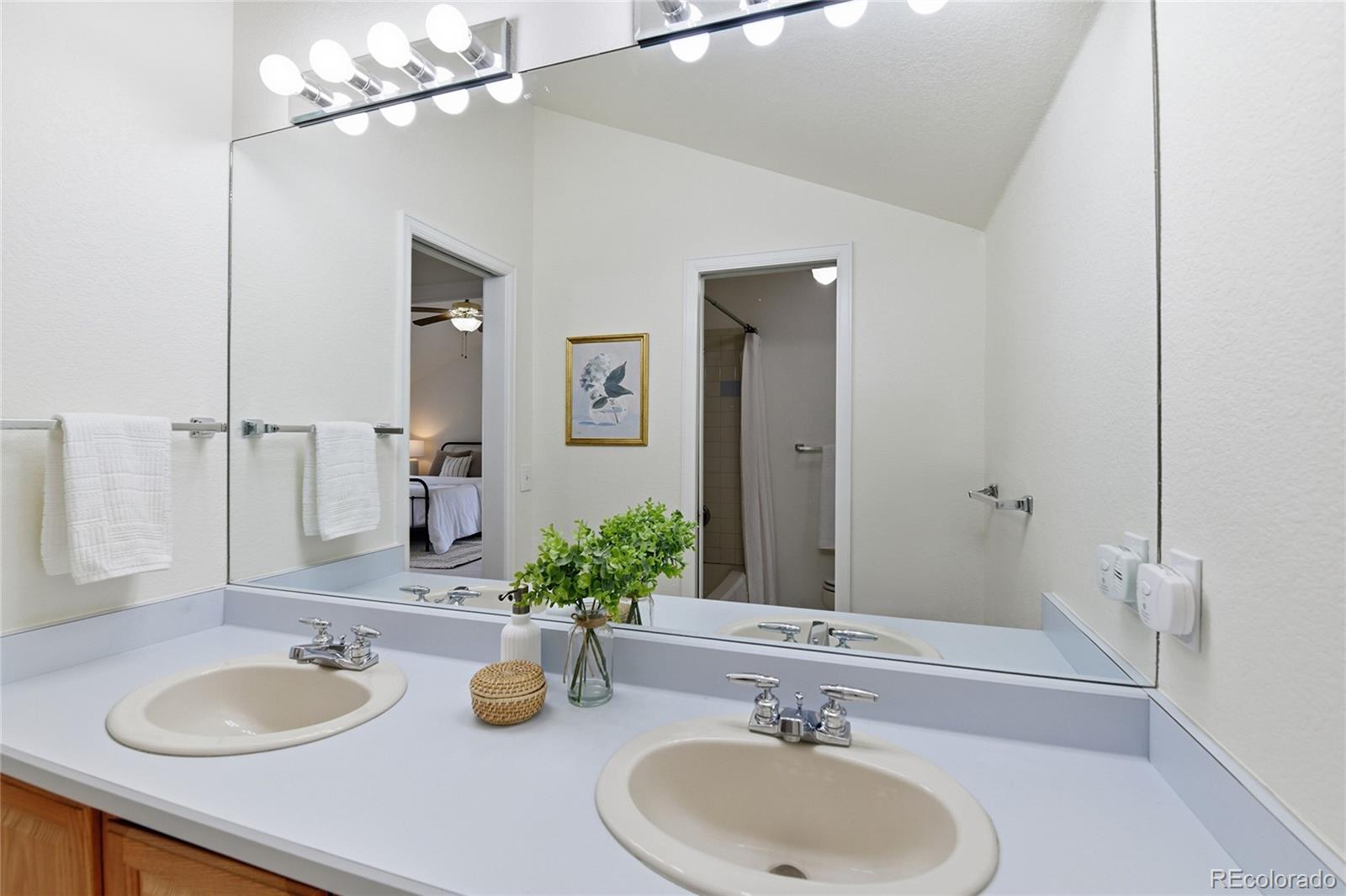 1128 Detroit Street Denver, CO 80206 - Photo 19 of 26
