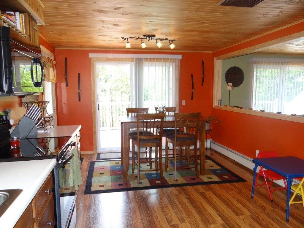 102 North Spruce Haven Road Waterbury, VT 05677 - Photo 14 of 36