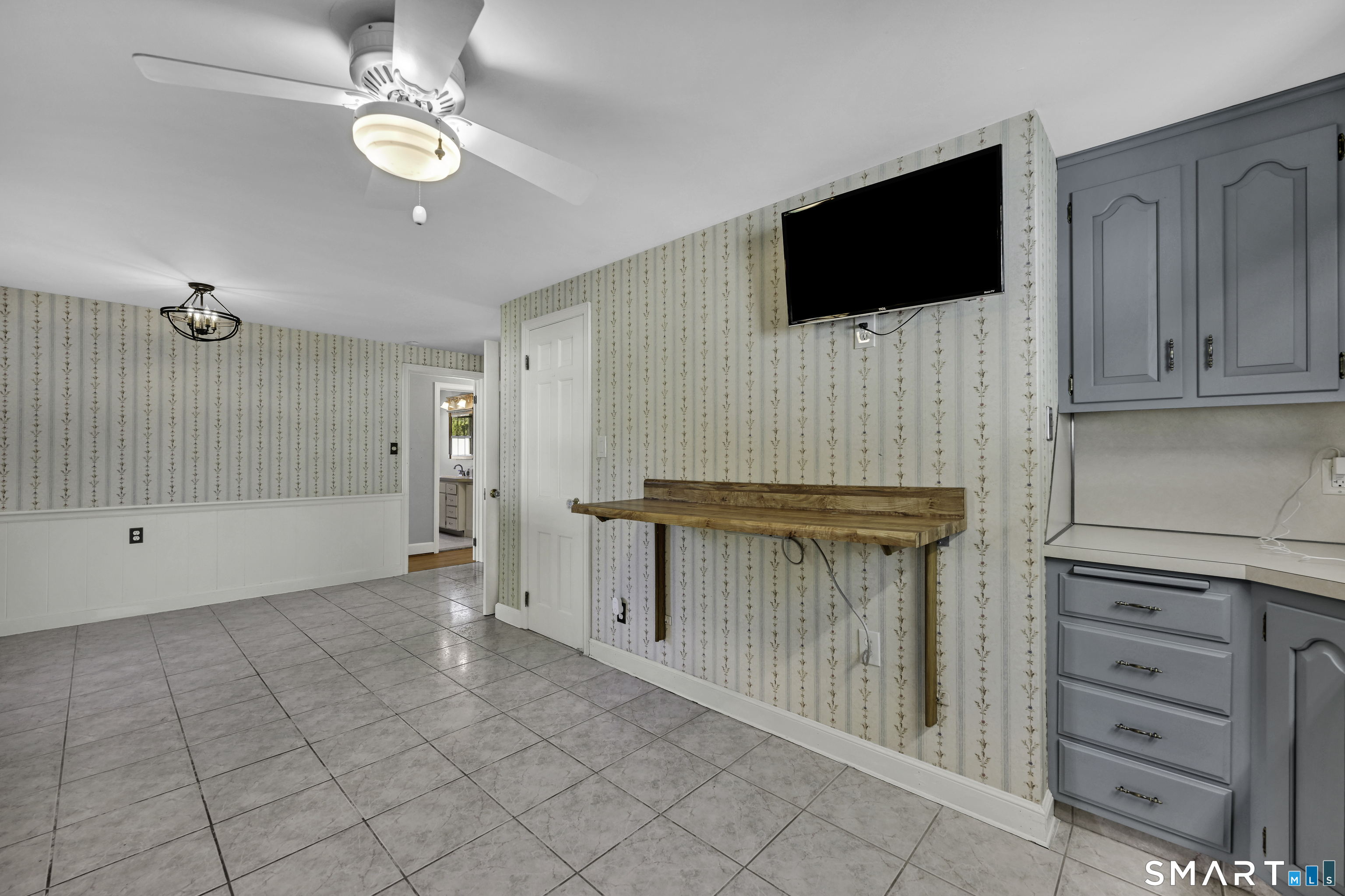161 Red Stone Hill Bristol, CT 06010 - Photo 12 of 37