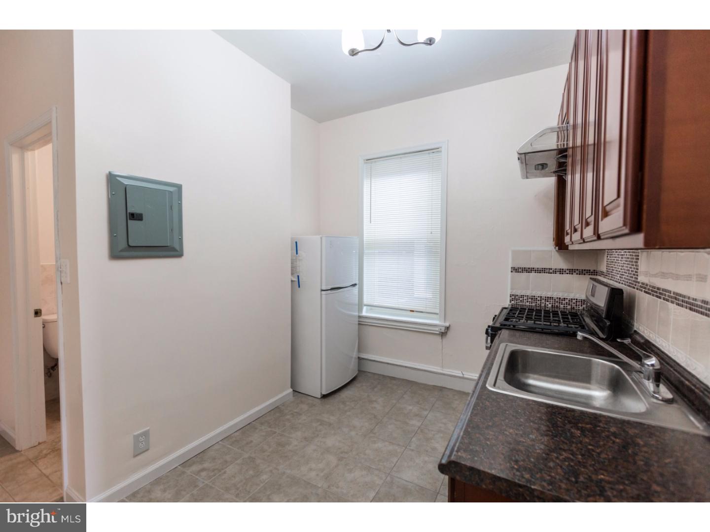 274 South 23rd Street, Unit 3R Philadelphia, PA 19103 - Photo 14 of 25
