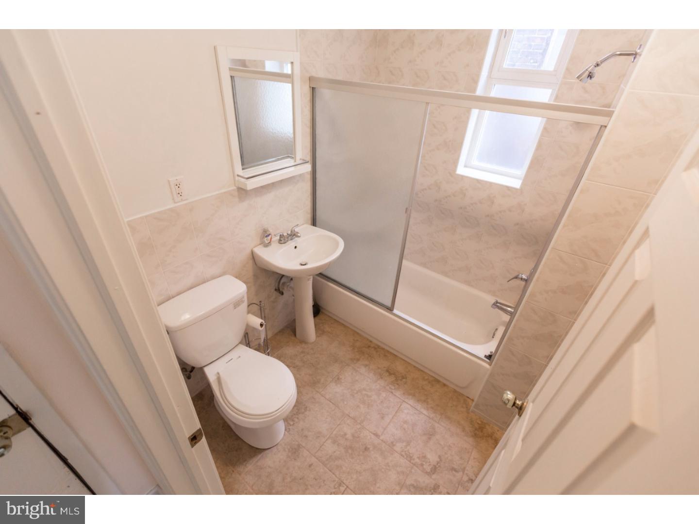 274 South 23rd Street, Unit 3R Philadelphia, PA 19103 - Photo 21 of 25
