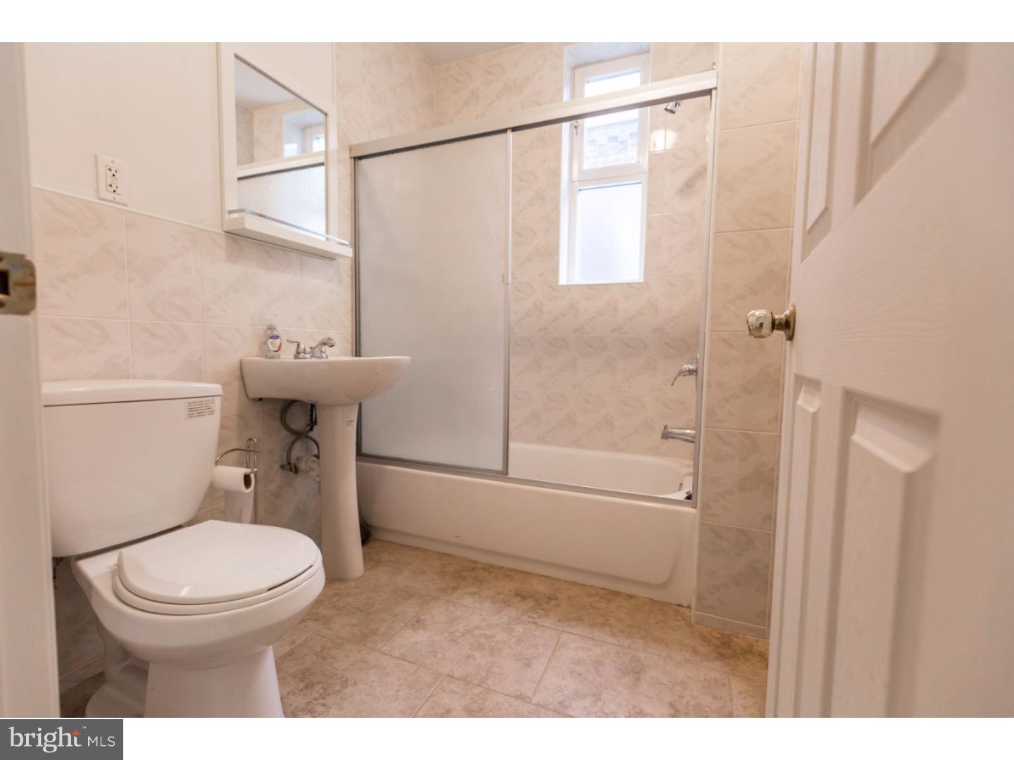 274 South 23rd Street, Unit 3R Philadelphia, PA 19103 - Photo 22 of 25