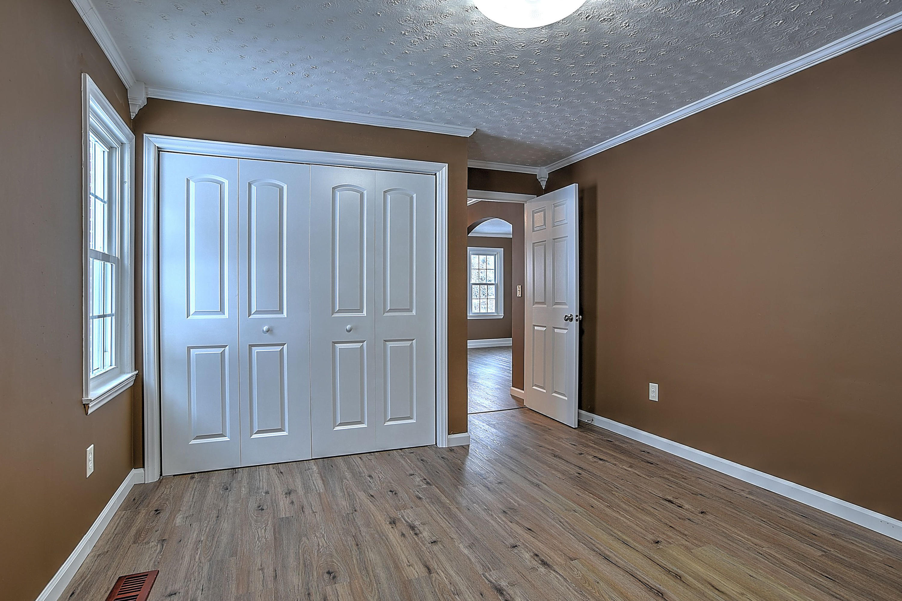 12147 Lindell Road Meadowview, VA 24361 - Photo 15 of 27 12147 LINDELL RD-17