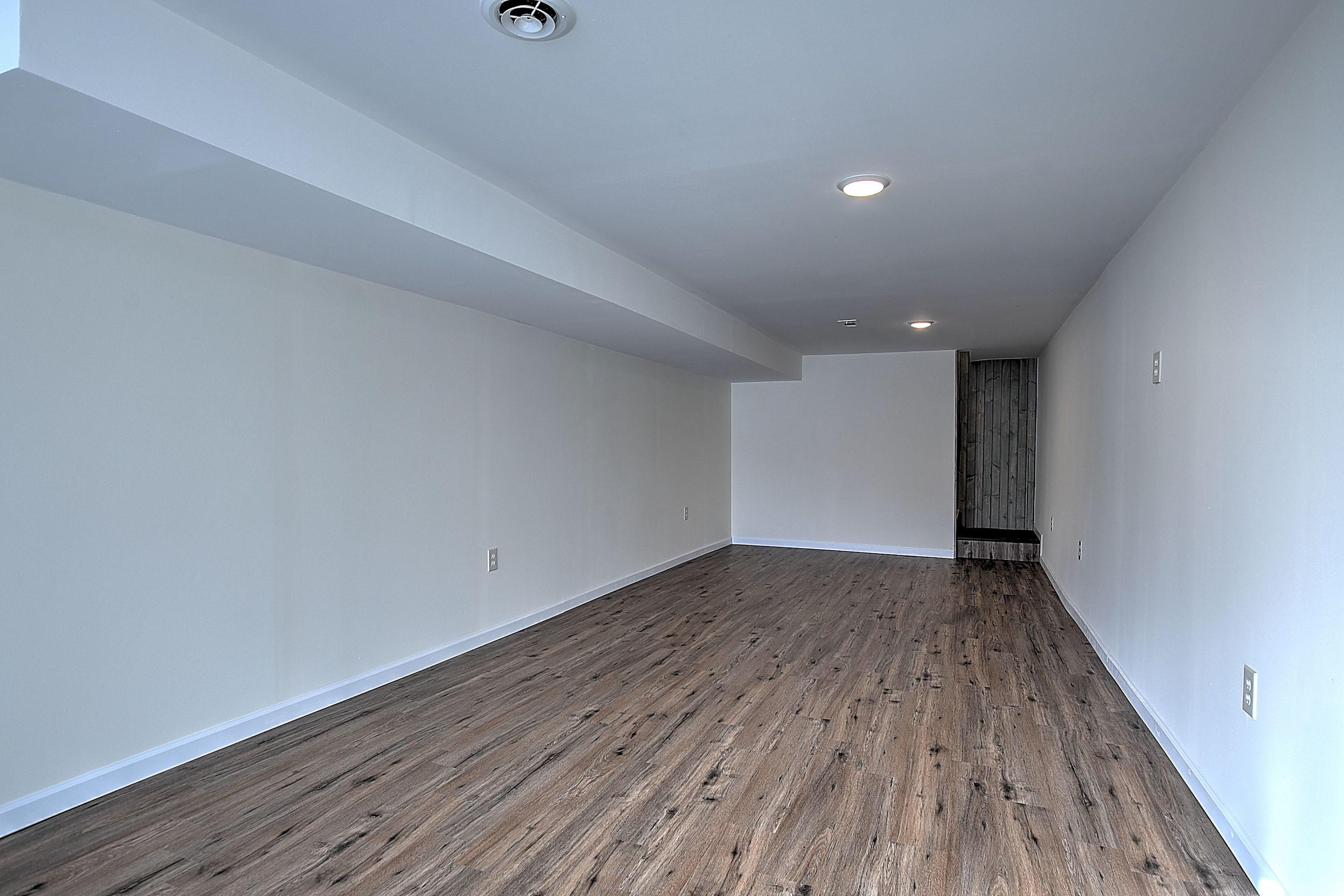 12147 Lindell Road Meadowview, VA 24361 - Photo 18 of 27 12147 LINDELL RD-23