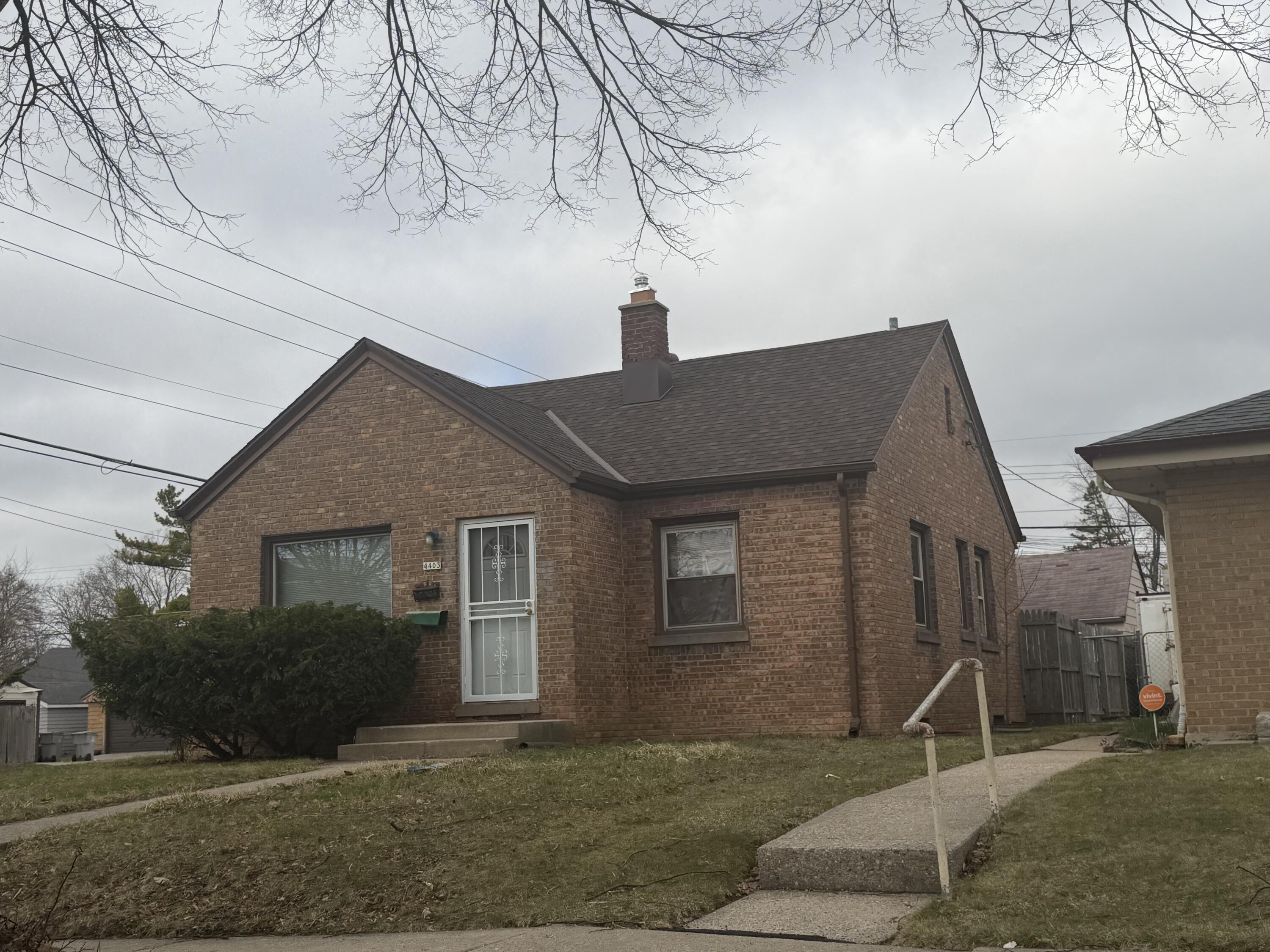 4403 North 66th Street Milwaukee, WI 53218 - Photo 2 of 4 IMG_1463