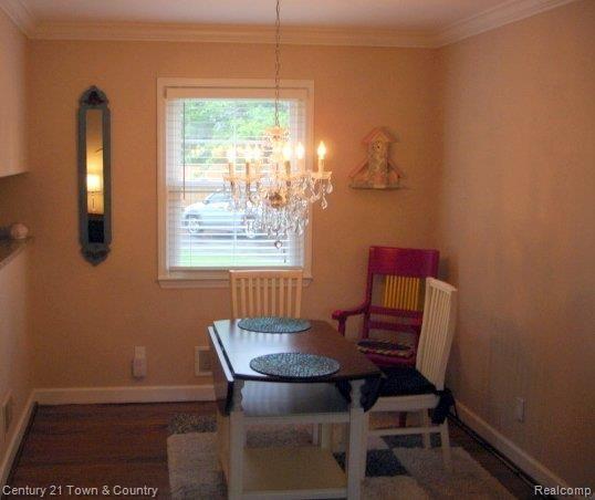 1664 Graefield Road Birmingham, MI 48009 - Photo 6 of 15 Dining Room